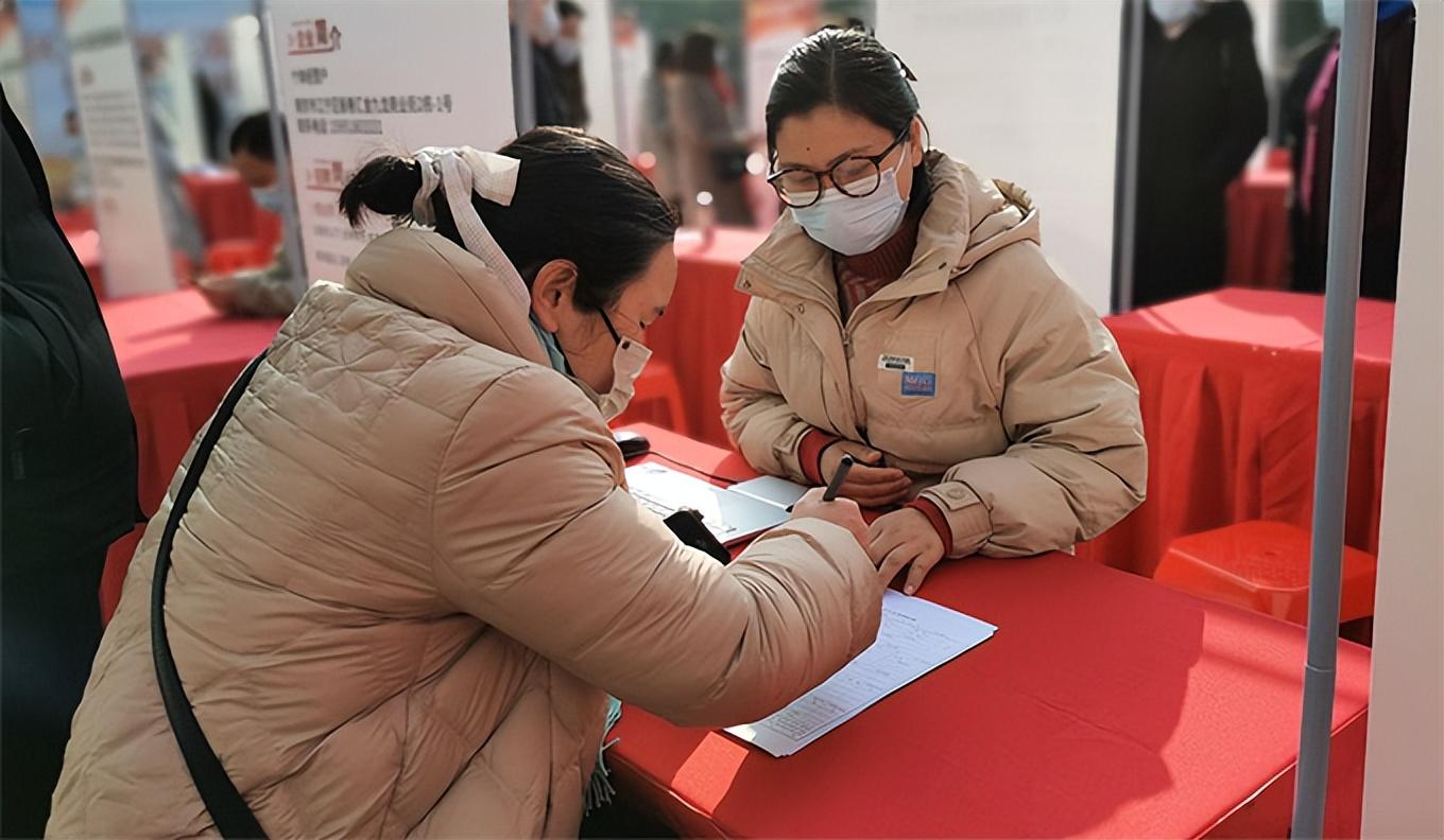 南京江宁区最新招聘动态及其区域影响分析